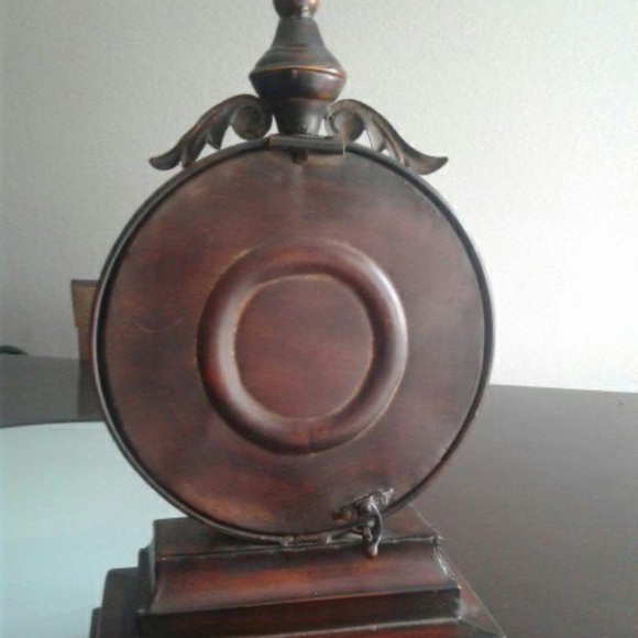 Clock - Picture 2 of 3